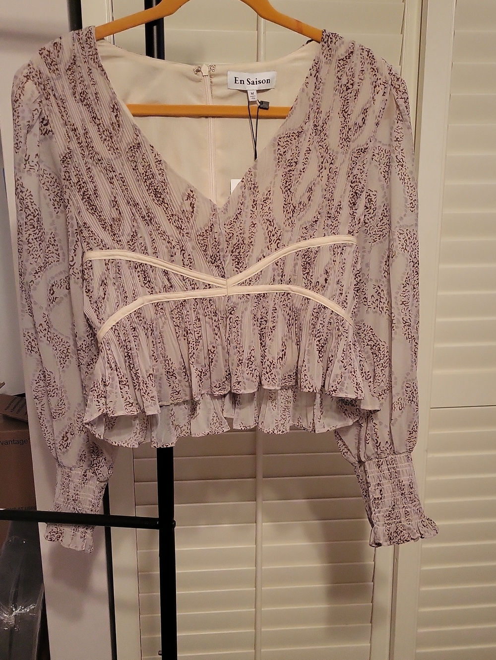 En Saison Beige Printed Ruffle Peplum Blouse with Cream Trim 21" X 20"